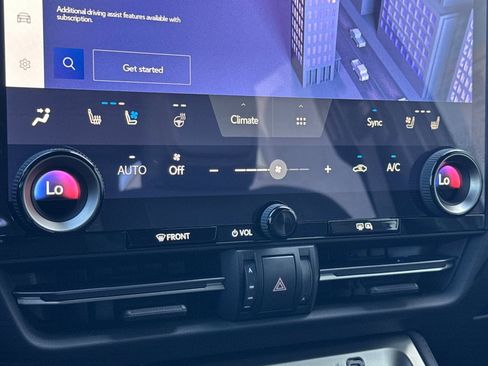 Used 2025 Lexus GX 550 image 21