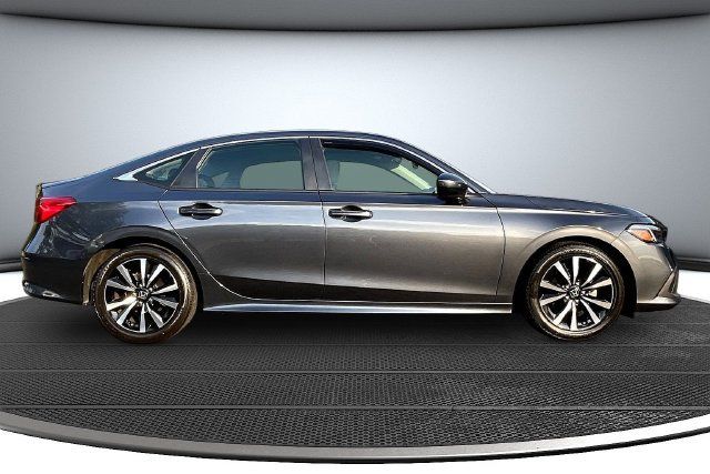 Certified 2023 Honda Civic EX image 4