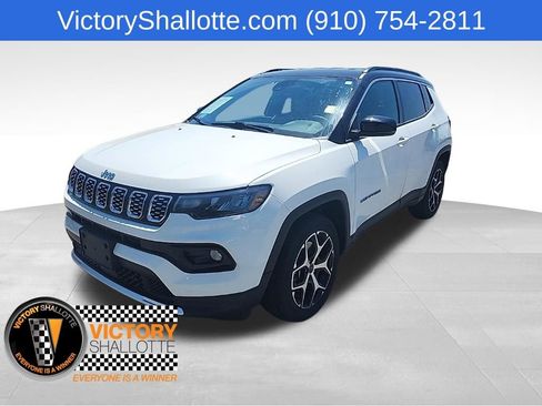 Used 2025 Jeep Compass Limited AWD/4WD image 14
