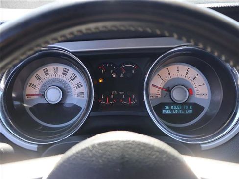 Used 2011 Ford Mustang Premium w/ 203A Rapid Spec Order Code RWD image 12