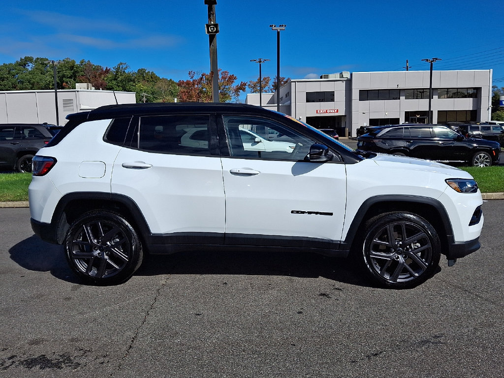 Certified 2026 Jeep Compass Limited AWD/4WD image 7