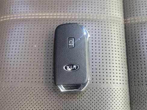 Used 2021 Kia Telluride SX w/ Towing Package FWD image 32
