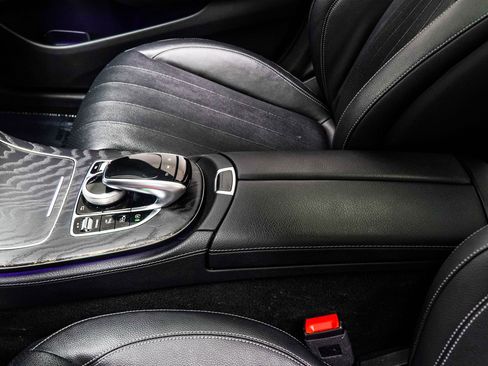 Used 2020 Mercedes-Benz E 350 4MATIC Sedan w/ Parking Assistance Package image 16