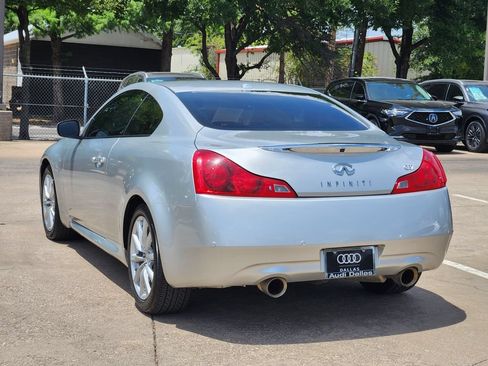Used 2011 INFINITI G37 Journey w/ Premium Pkg RWD image 8