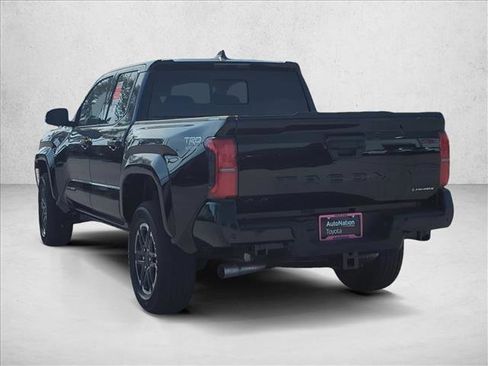 Used 2025 Toyota Tacoma TRD Sport image 9