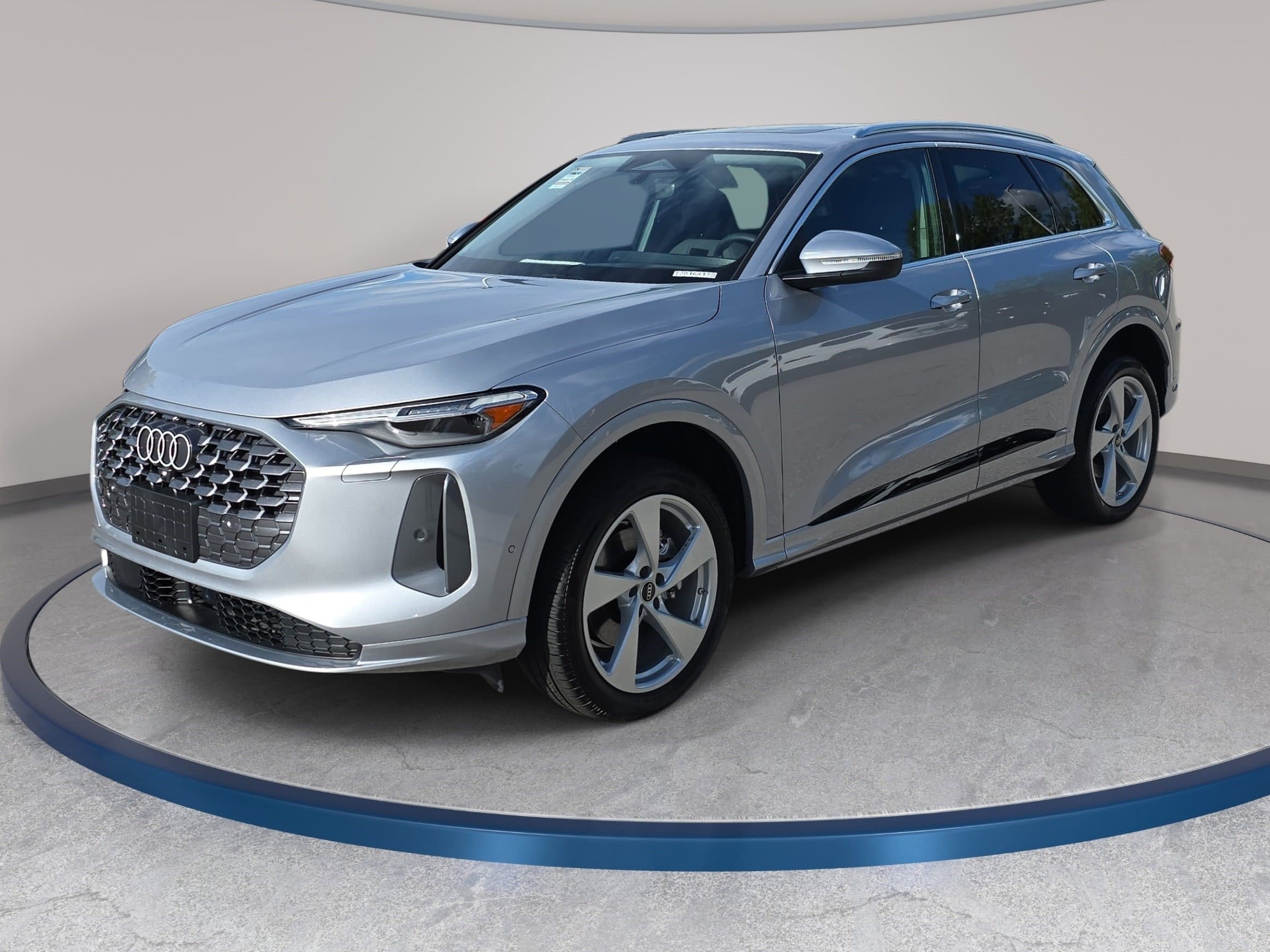 New 2026 Audi Q5 Premium Plus AWD/4WD image 1