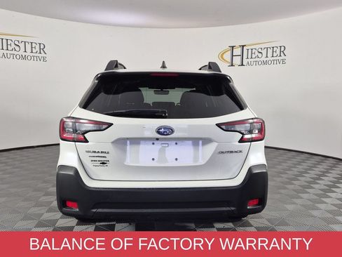 Used 2025 Subaru Outback Premium AWD/4WD image 4