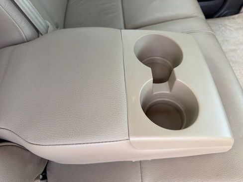 Used 2008 Toyota Tundra Limited image 32