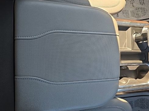 Used 2023 GMC Sierra 1500 SLT w/ SLT Convenience Package image 47