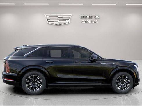 New 2026 Cadillac Escalade IQ Luxury 1 image 9