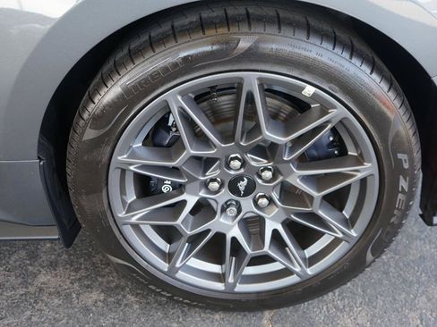 Used 2025 Ford Mustang GT Premium w/ GT Performance Package RWD image 25