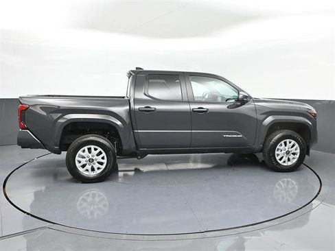 Certified 2026 Toyota Tacoma SR5 RWD image 29