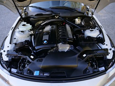 Used 2011 BMW Z4 sDrive30i image 33