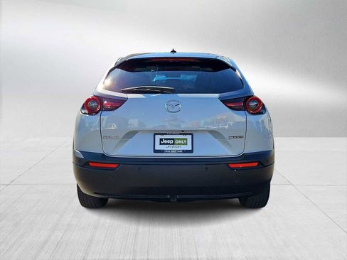 Used 2022 MAZDA MX-30 Electric w/ Premium Plus Pkg image 7