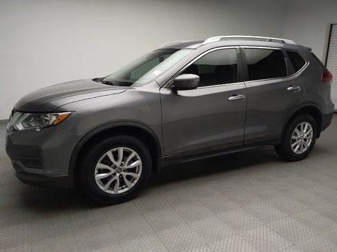 Used 2019 Nissan Rogue SV AWD/4WD image 2