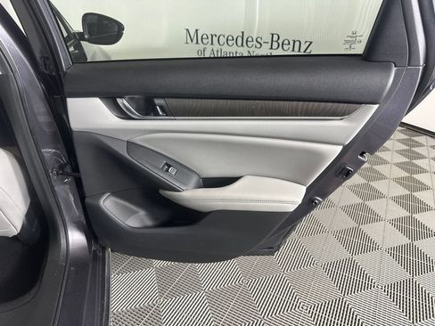 Used 2019 Honda Accord EX-L image 16