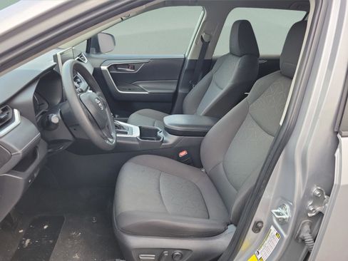 Used 2024 Toyota RAV4 XLE image 9