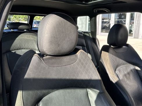 Used 2017 MINI Cooper Clubman S image 47