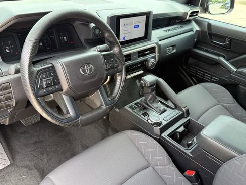 Used 2026 Toyota Tacoma SR AWD/4WD image 10