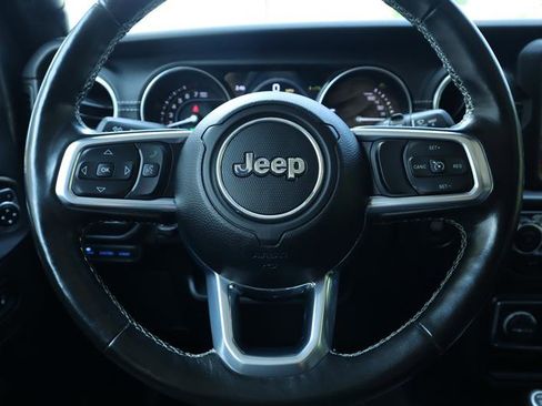 Used 2022 Jeep Wrangler Unlimited Sahara w/ Cold Weather Group image 23