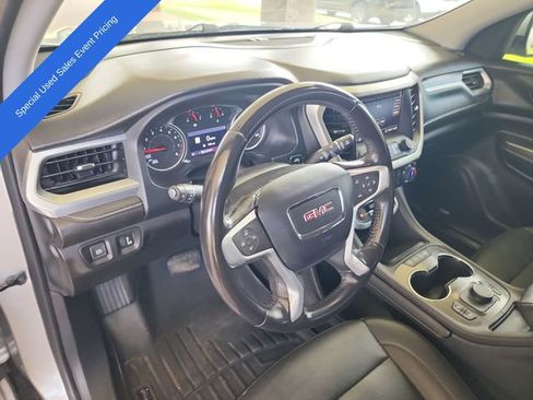Used 2020 GMC Acadia SLT w/ LPO, Floor Liner Package FWD image 10