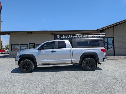 Used 2013 Toyota Tundra 4x4 Double Cab w/ Tow Pkg image 11