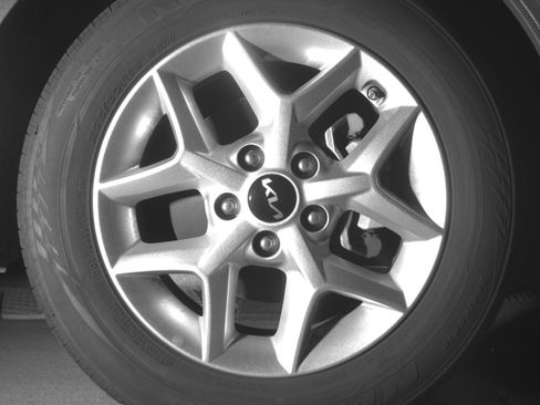 Used 2025 Kia Soul LX w/ LX Technology Package FWD image 15