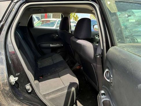 Used 2015 Nissan Juke S FWD image 9