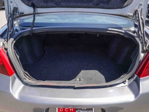 Used 2012 Dodge Avenger SE FWD image 26