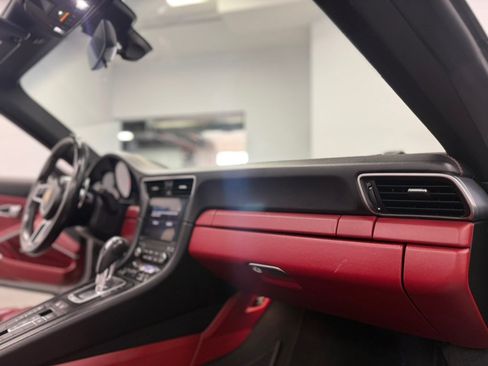 Used 2017 Porsche 911 UNAVAIL image 61