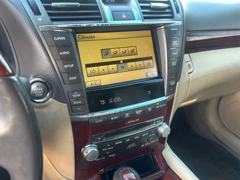 Used 2010 Lexus LS 460 AWD image 6