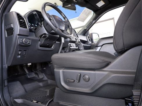 Used 2020 Ford F150 XLT w/ Equipment Group 302A Luxury AWD/4WD image 38