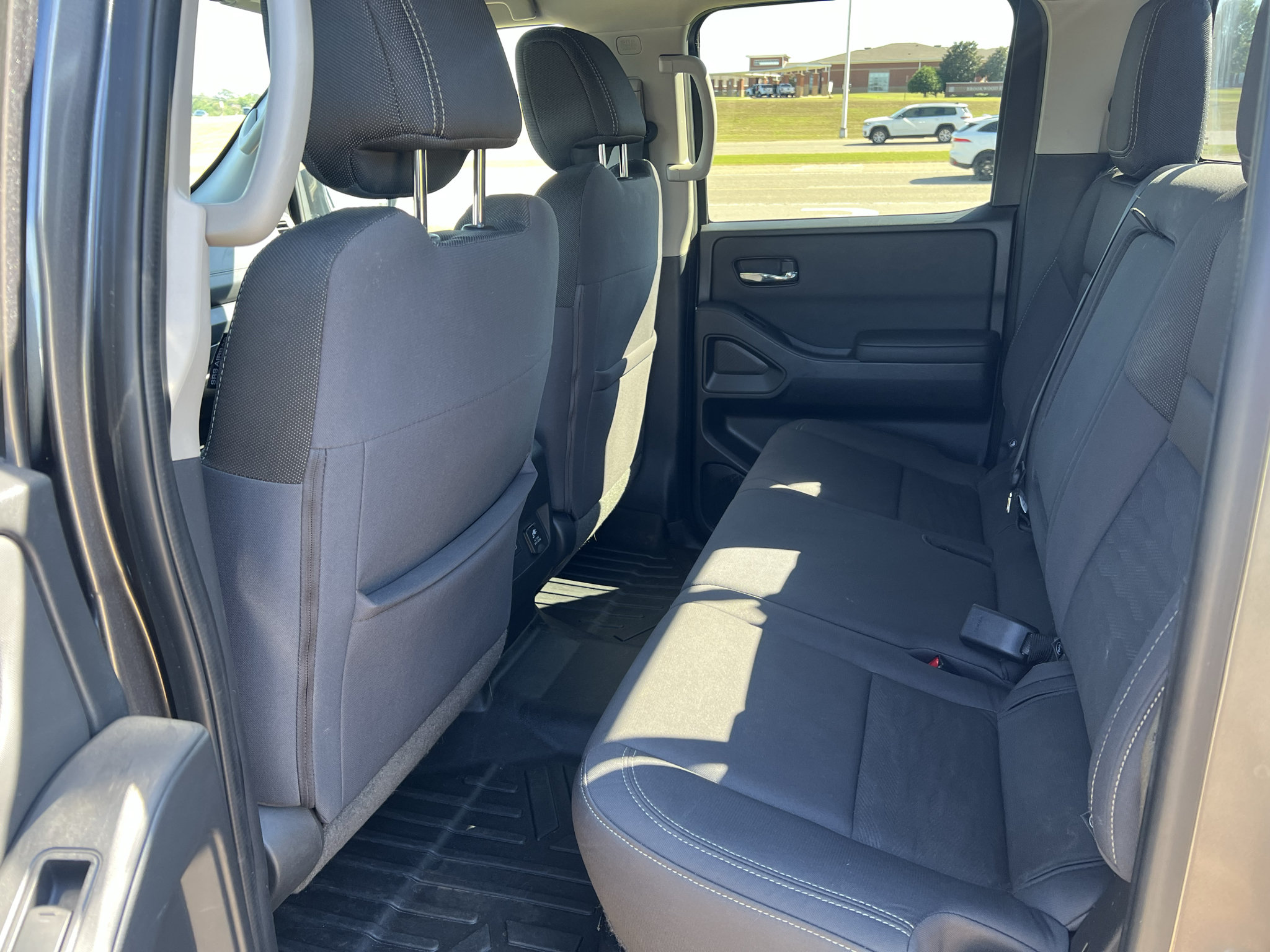 Used 2019 Nissan Titan PRO-4X w/ Pro-4x Convenience Package AWD/4WD image 14