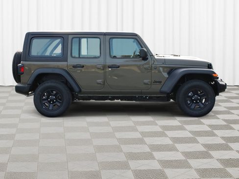 New 2026 Jeep Wrangler Unlimited Sport AWD/4WD image 29