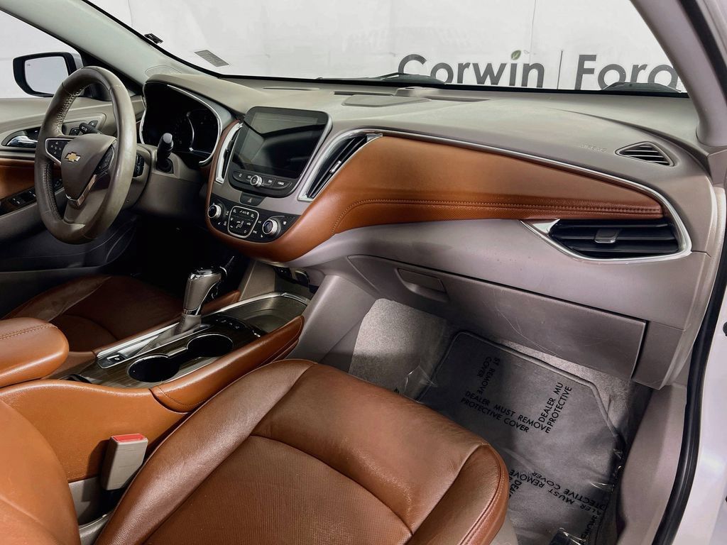 Used 2016 Chevrolet Malibu Premier w/ Driver Confidence Package II FWD image 31