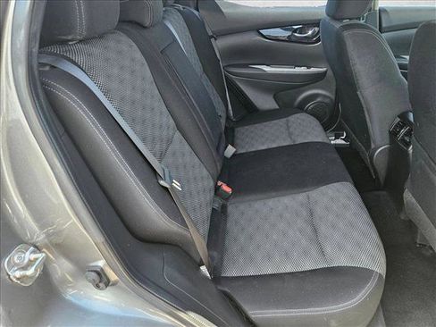 Used 2019 Nissan Rogue Sport SV w/ All-Weather Package AWD/4WD image 19