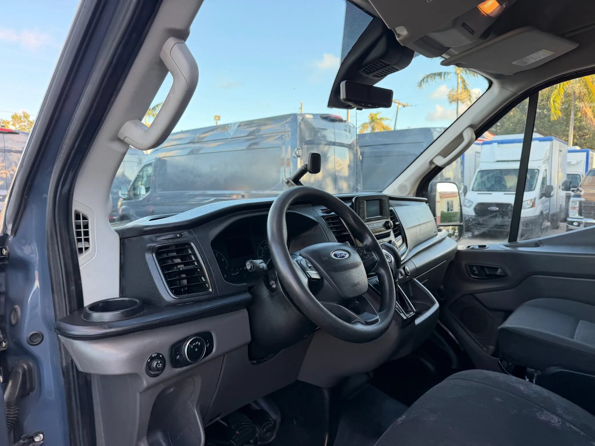 Used 2020 Ford Transit 250 148 High Roof Extended RWD image 10