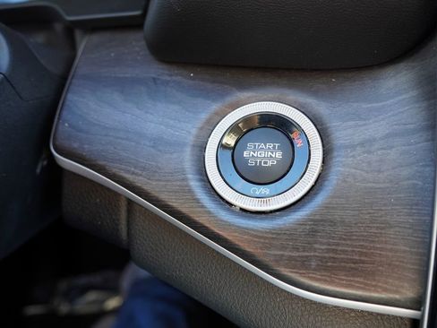 Certified 2023 Jeep Grand Cherokee L Limited w/ Luxury Tech Group II AWD/4WD image 32