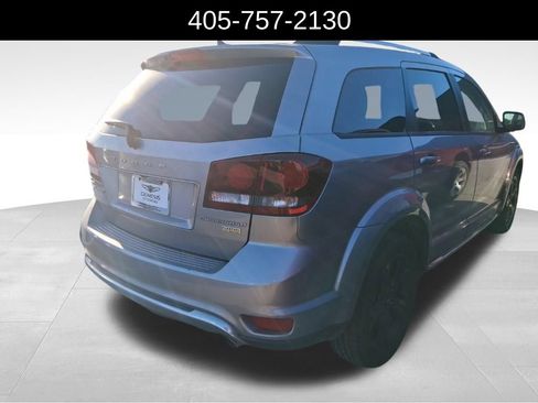 Used 2018 Dodge Journey Crossroad image 3