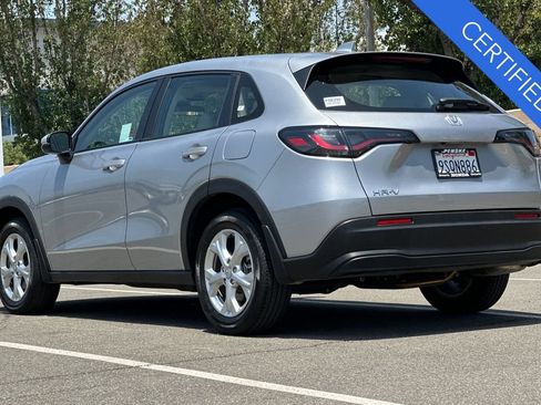 Certified 2025 Honda HR-V LX image 6