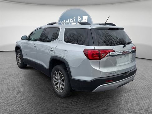 Used 2019 GMC Acadia SLE image 6