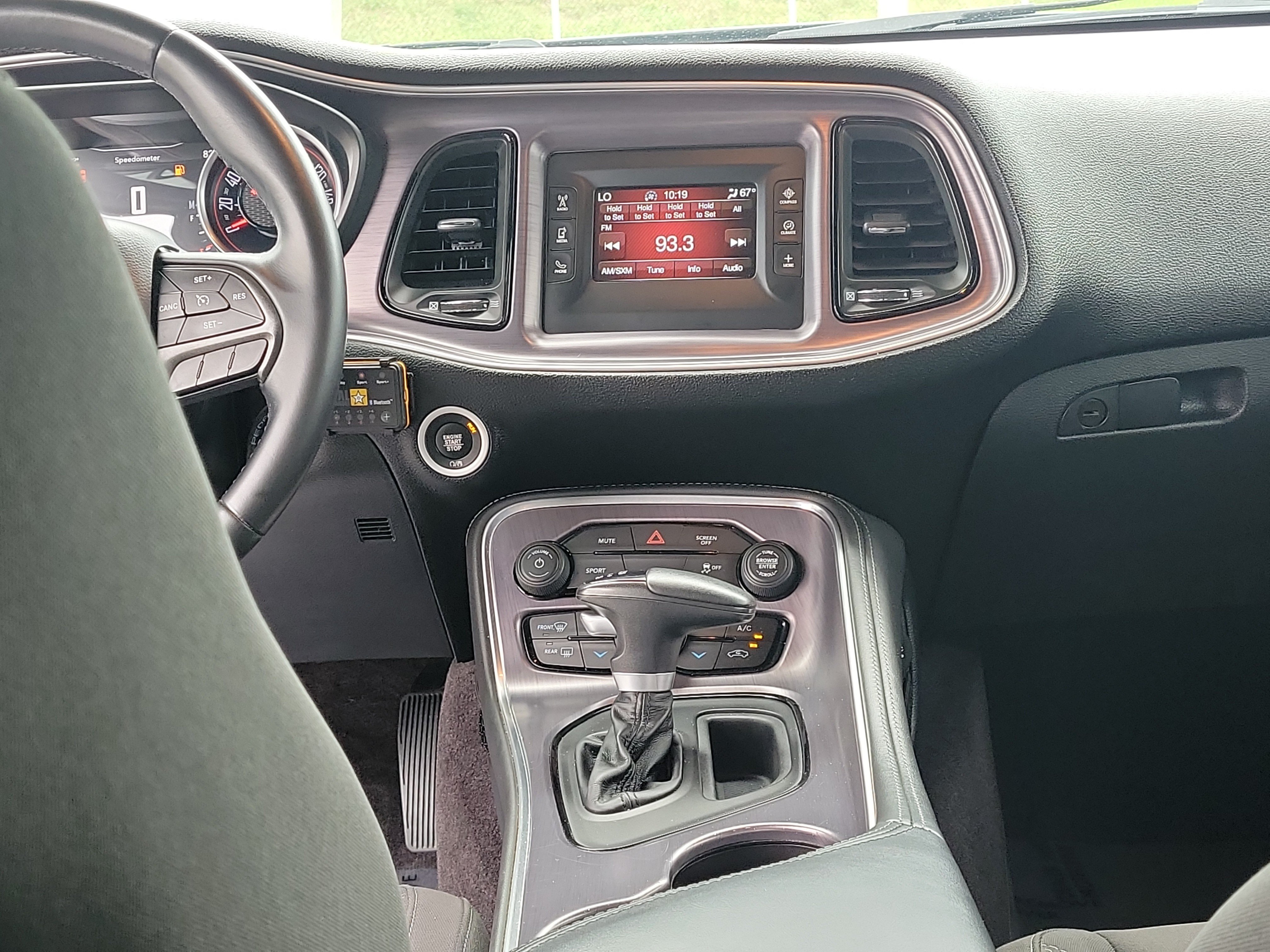 Used 2017 Dodge Challenger R/T RWD image 12