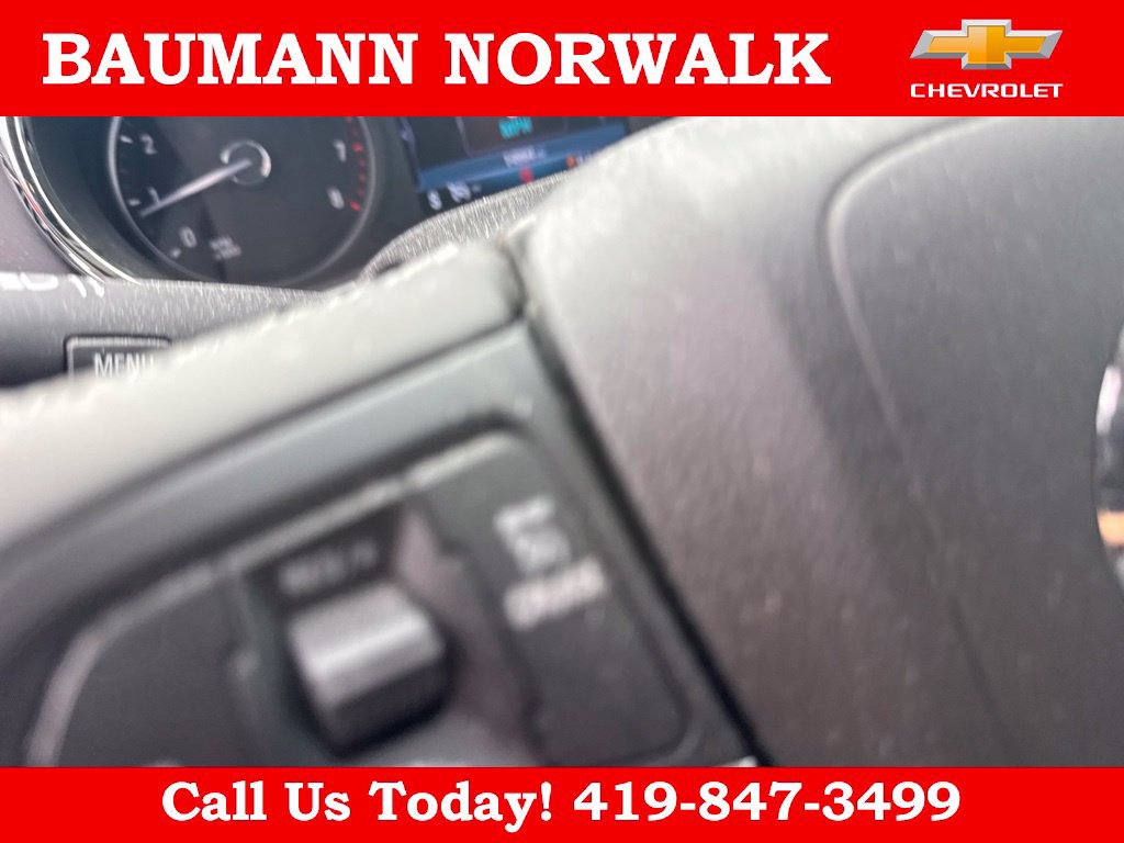 Used 2022 Buick Encore Preferred AWD/4WD image 13