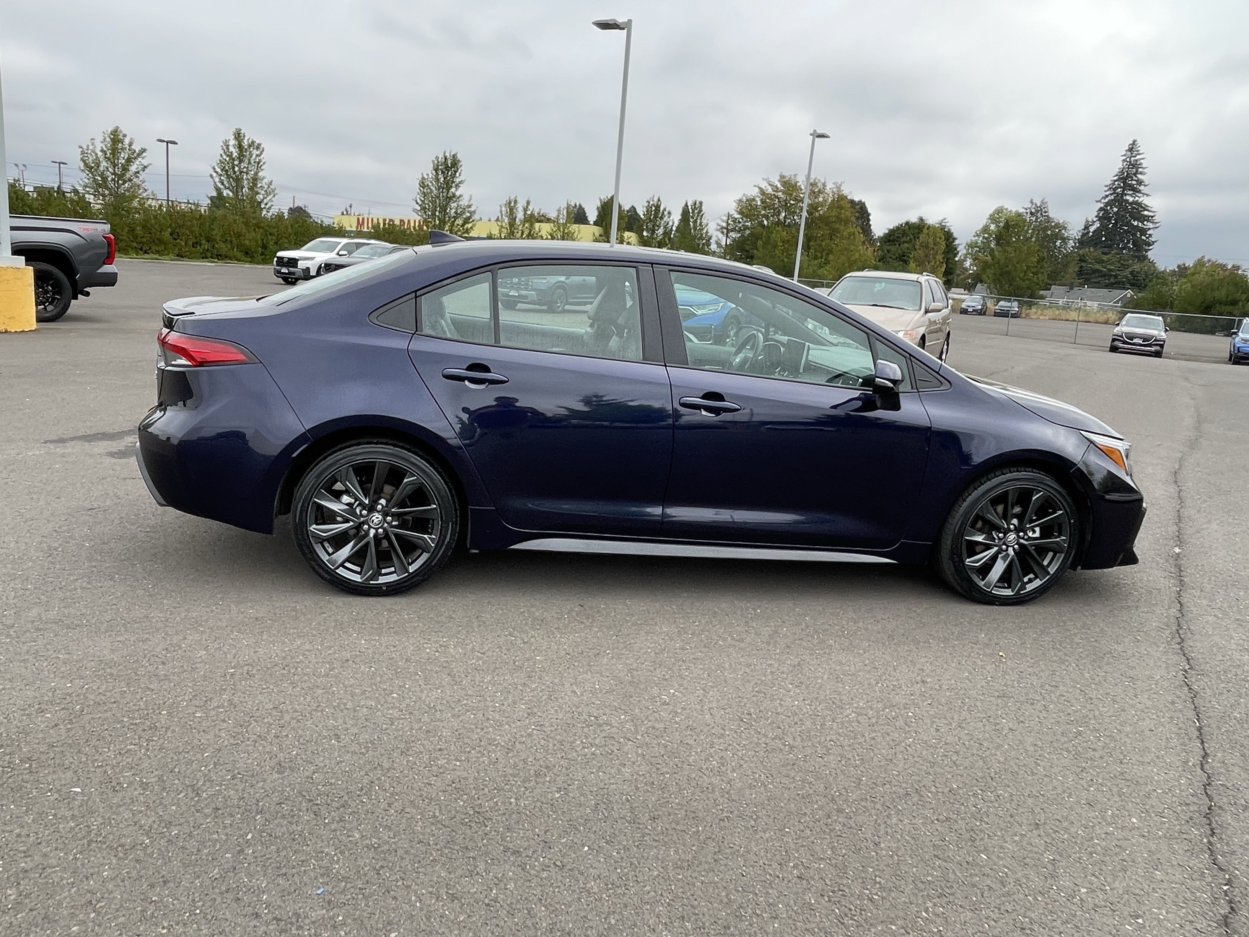 Used 2024 Toyota Corolla XSE FWD image 6