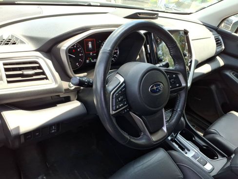 Used 2023 Subaru Ascent Limited w/ Technology Package AWD/4WD image 9