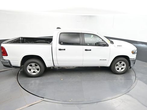 Used 2025 RAM 1500 Big Horn AWD/4WD image 47