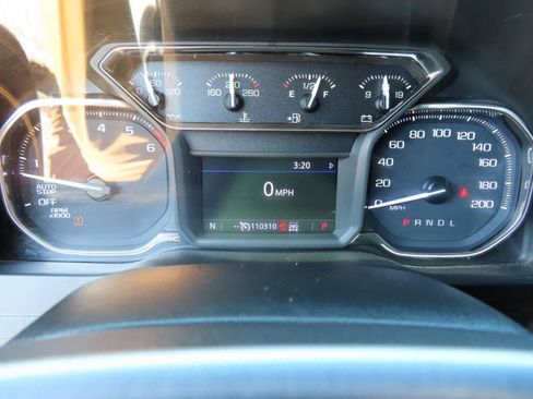Used 2020 GMC Sierra 1500 Elevation AWD/4WD image 38