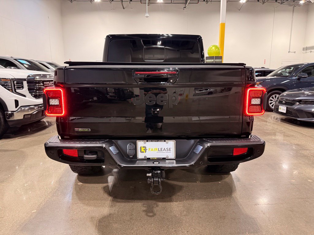 Used 2022 Jeep Gladiator Overland AWD/4WD image 6