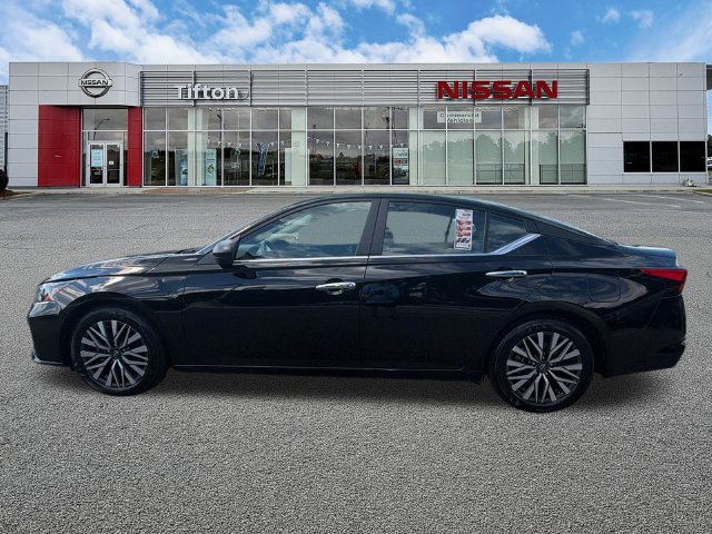 Used 2025 Nissan Altima 2.5 SV FWD image 4