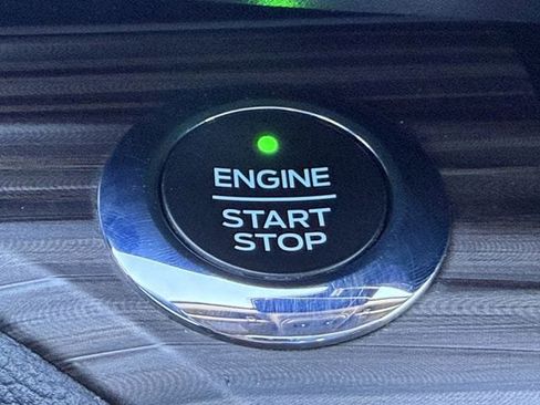 Used 2021 Ford Explorer Limited w/ Equipment Group 301A image 20